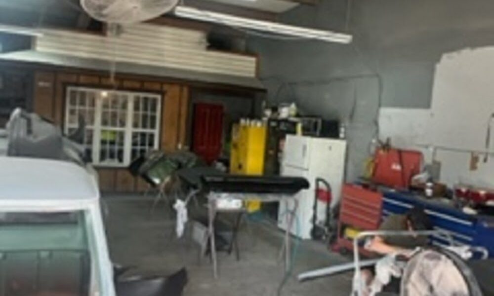 Shalom Auto Collision LLC
